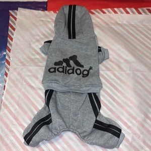ADIDOG SWEATPANTS AND HOODIE. Sz Medium